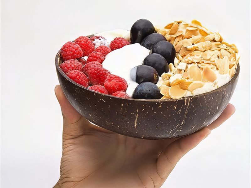 彫刻されたココナッツ前菜トレイ